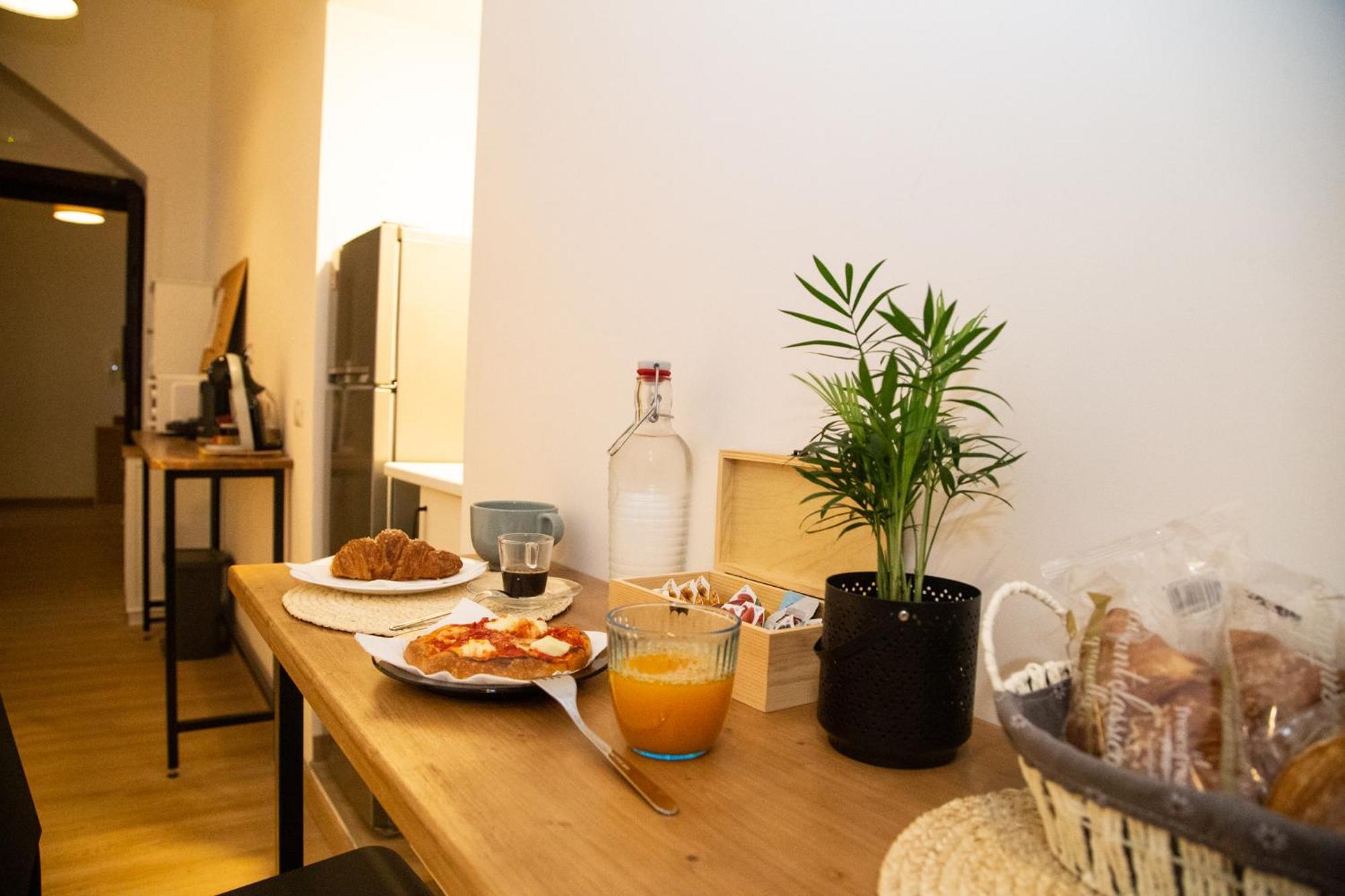 B&B 4Cella Napoli Esterno foto